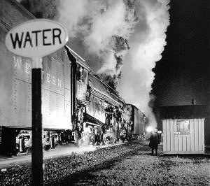 Copyright 1995 O. Winston Link